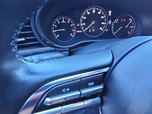 Used 2023 MAZDA MAZDA3 s image 14