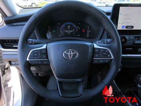 New 2026 Toyota Grand Highlander XLE image 11