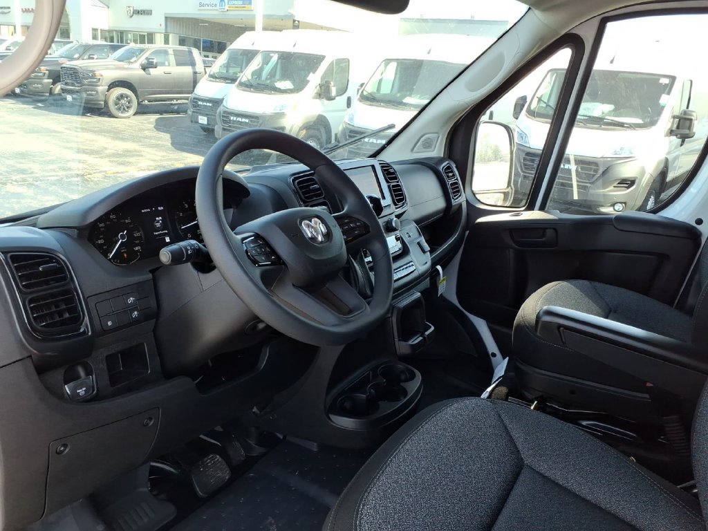 New 2026 RAM ProMaster 2500 w/ Convenience Group FWD image 7