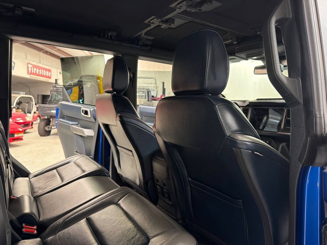 Used 2021 Ford Bronco First Edition AWD/4WD image 44
