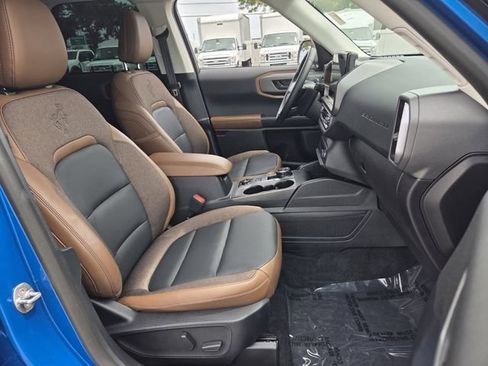 Certified 2025 Ford Bronco Sport Outer Banks w/ Outer Banks Tech Package+ AWD/4WD image 18