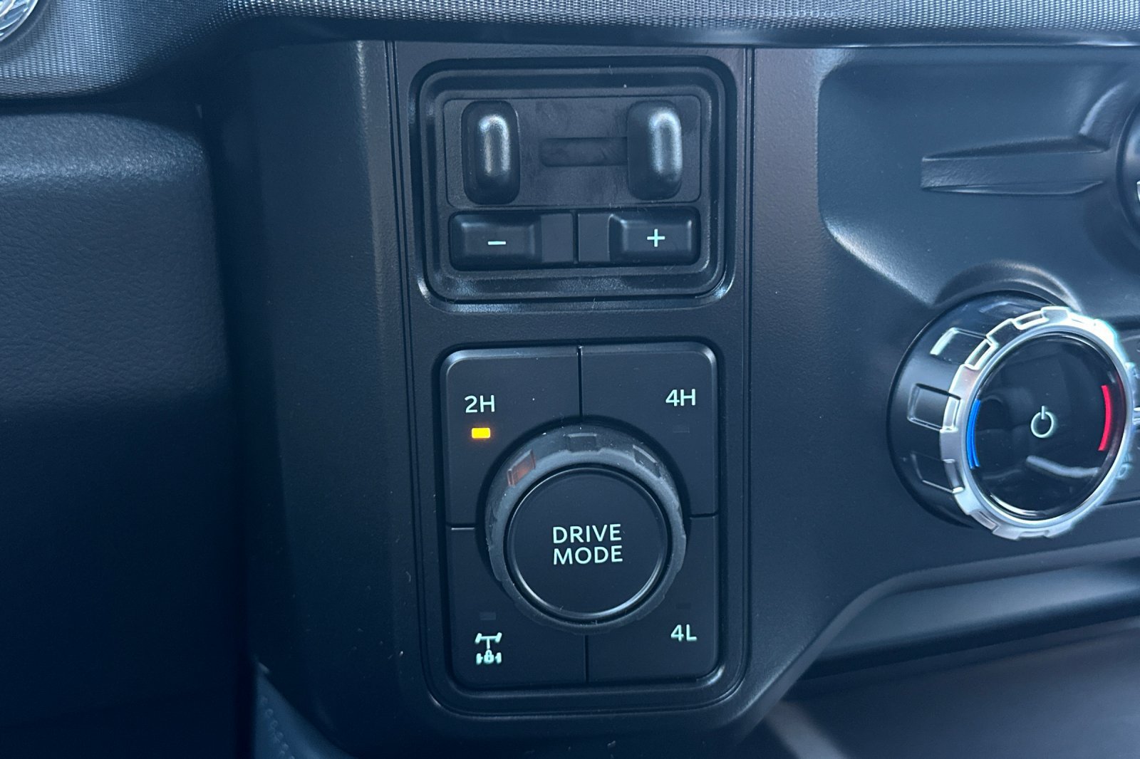 New 2026 Ford F250 Platinum AWD/4WD image 27