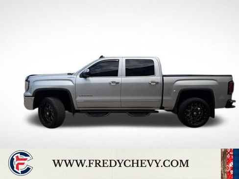 Used 2018 GMC Sierra 1500 SLT AWD/4WD image 8