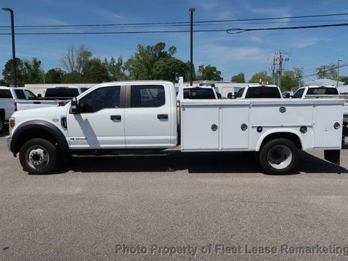 Used 2018 Ford F550 2WD Crew Cab Super Duty image 2