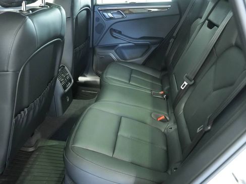 New 2025 Porsche Macan image 27