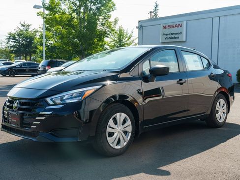 New 2025 Nissan Versa S w/ Trunk Package image 3