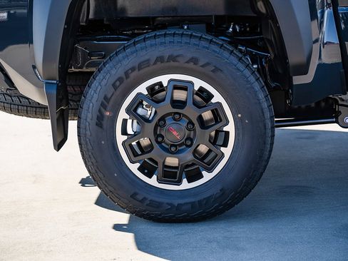 New 2025 Toyota Tacoma TRD Off-Road image 8