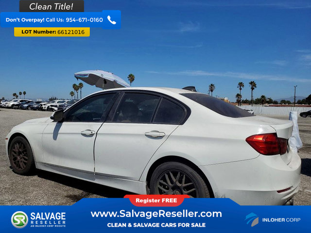 Used 2012 BMW 328i Sedan RWD image 3