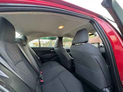 Used 2020 Toyota Corolla LE image 24