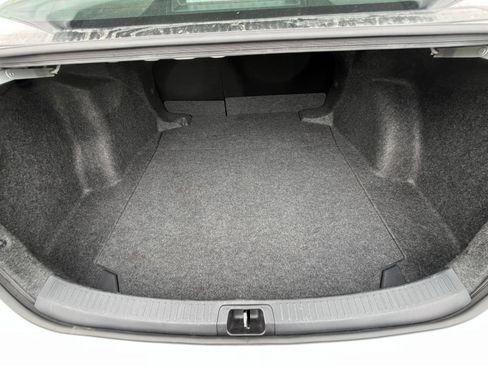 Used 2025 Toyota Corolla LE FWD image 26