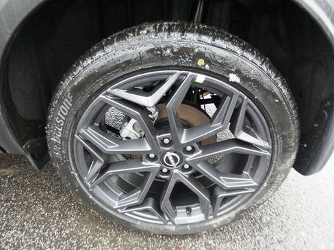 New 2026 Nissan Kicks SR w/ Cold Weather Package image 8