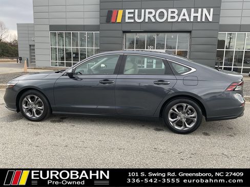 Used 2024 Honda Accord EX image 28