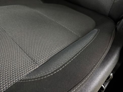 Used 2019 Chevrolet Traverse LT image 21