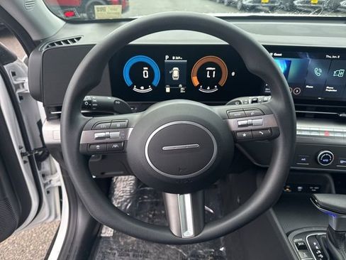 New 2026 Hyundai Kona SE image 19