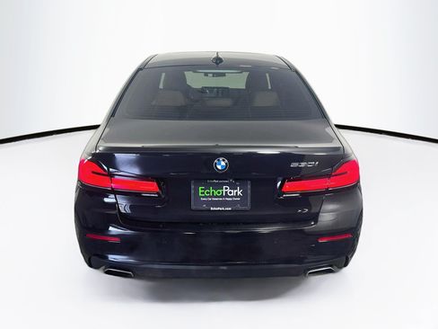 Used 2023 BMW 530i w/ Convenience Package RWD image 7