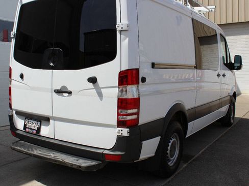 Used 2012 Mercedes-Benz Sprinter 2500 image 6