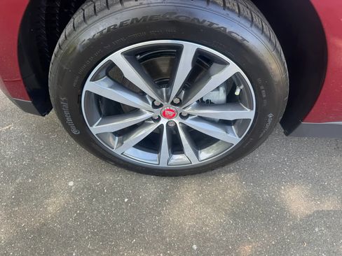 Used 2017 Jaguar F-PACE Prestige image 10