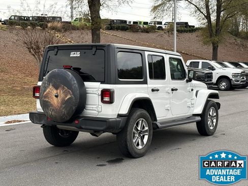 Used 2021 Jeep Wrangler Unlimited Sahara image 5