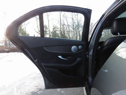 Used 2021 Mercedes-Benz C 300 4MATIC Sedan image 20