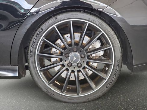 Used 2022 Mercedes-Benz CLA 35 AMG 4MATIC image 31