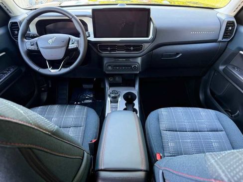 New 2025 Ford Bronco Sport Heritage w/ Convenience Package image 18