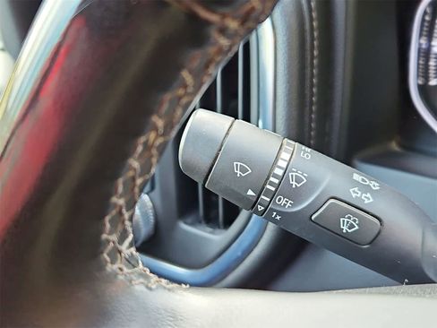 Used 2023 GMC Sierra 3500 SLE image 25