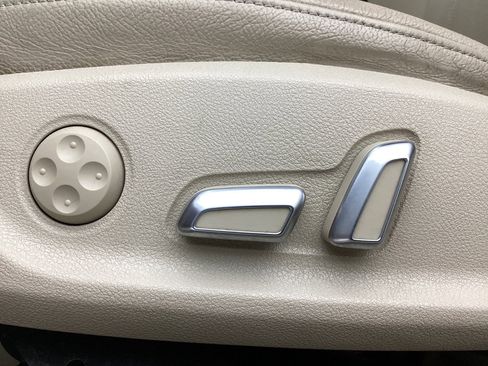 Used 2017 Audi A6 2.0T Premium Plus w/ Premium Plus Package image 40