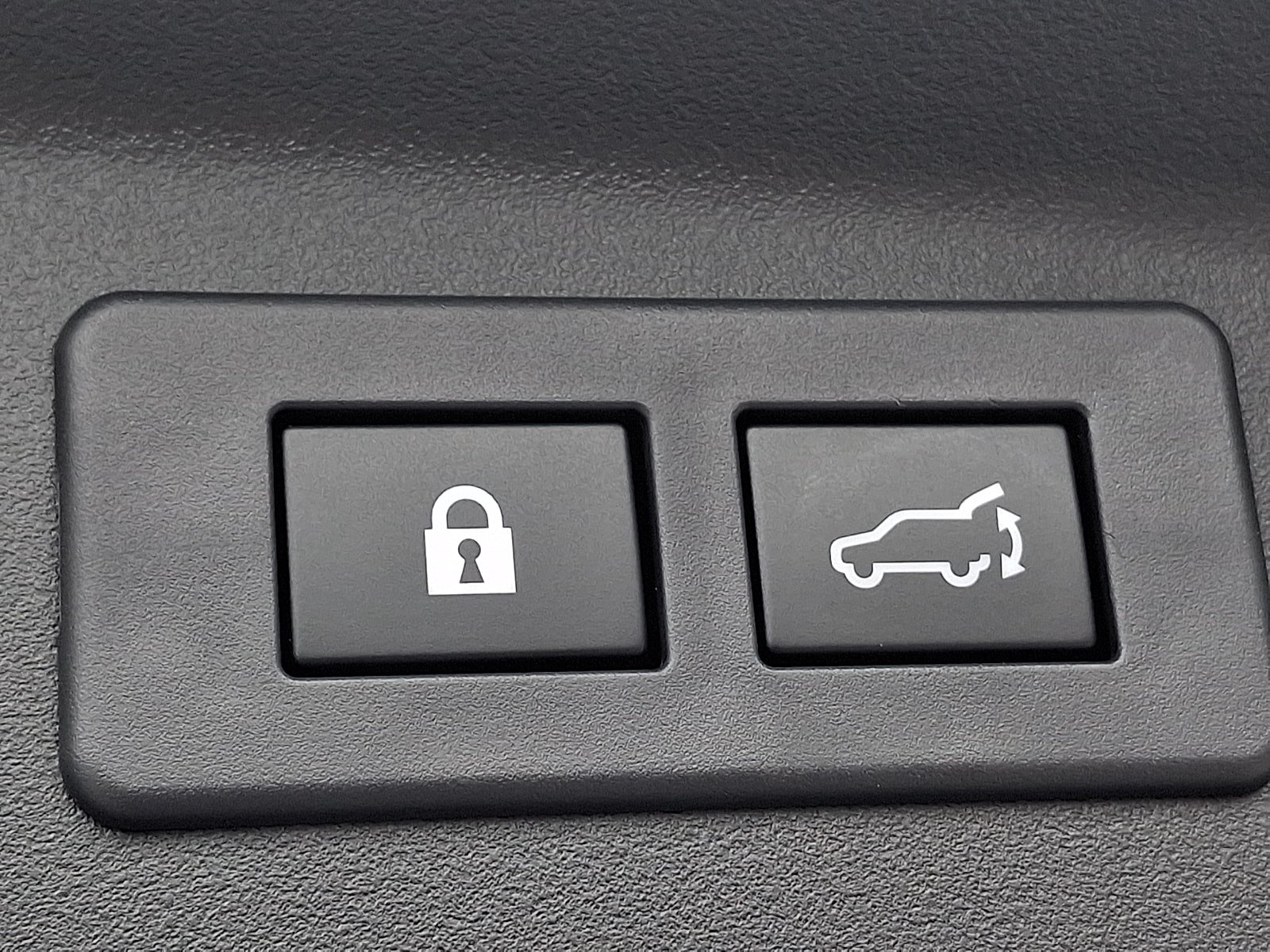 Certified 2026 Subaru Outback Premium AWD/4WD image 30