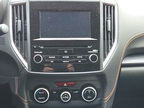 Certified 2023 Subaru Crosstrek 2.0i Premium image 3