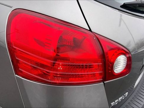 Used 2013 Nissan Rogue S image 29