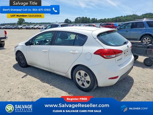 Used 2017 Kia Forte LX FWD image 3