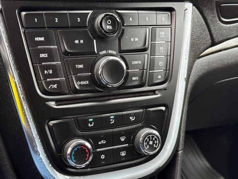 Used 2016 Buick Encore AWD image 19