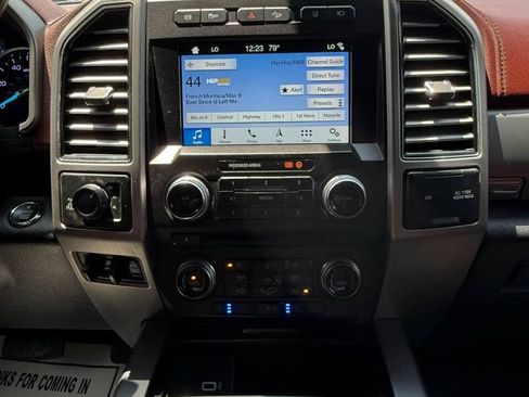 Used 2018 Ford F250 Platinum w/ Platinum Ultimate Package AWD/4WD image 34