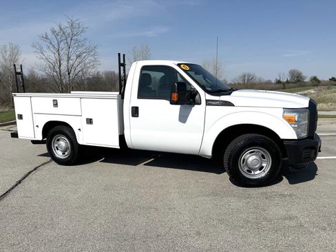 Used 2012 Ford F250 XL w/ PWR Equipment Group image 1