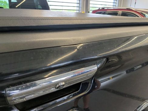 Used 2020 RAM 1500 Laramie AWD/4WD image 12