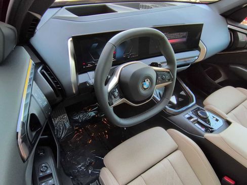 Used 2025 BMW X3 xDrive30i w/ Premium Package AWD/4WD image 10