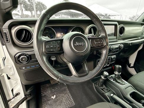 Used 2023 Jeep Wrangler Unlimited w/ Cold Weather Group image 12