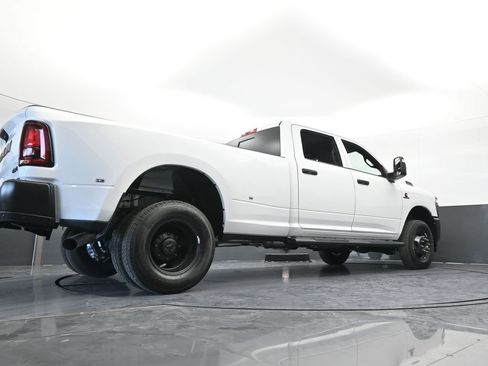 Used 2026 RAM 3500 Tradesman AWD/4WD image 57