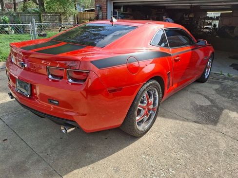 Used 2011 Chevrolet Camaro LT w/ RS Package RWD image 4