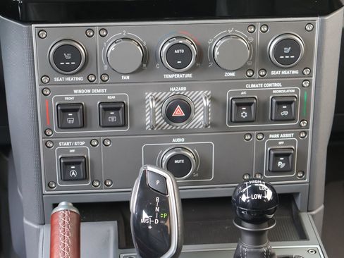 Used 2024 INEOS Grenadier Fieldmaster Edition image 19