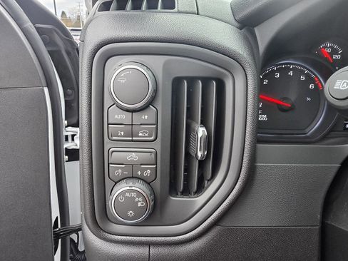 New 2026 Chevrolet Silverado 1500 Custom image 6