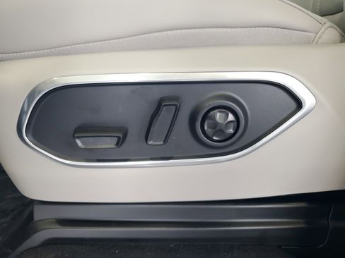 New 2026 Jeep Grand Wagoneer Limited AWD/4WD image 21