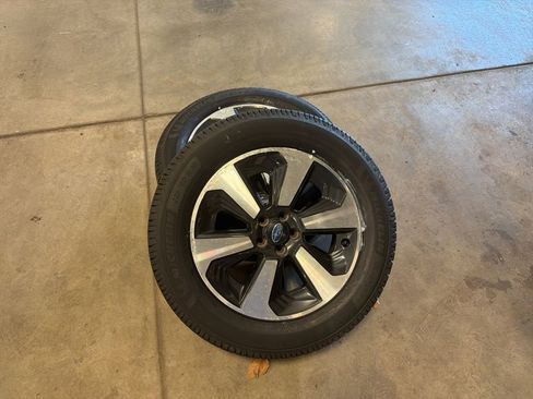 Used 2017 Subaru Forester 2.5i Premium w/ All-Weather Package image 5