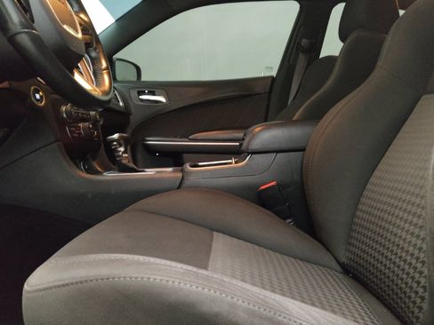 Used 2019 Dodge Charger GT RWD image 17