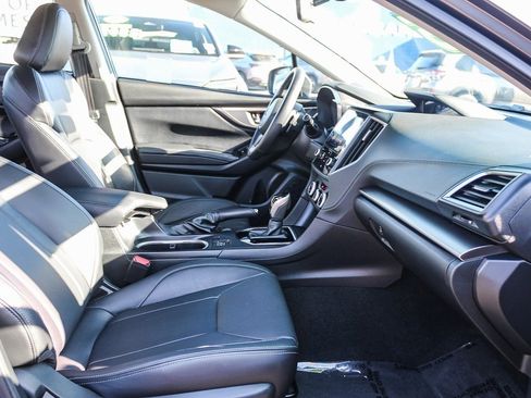 Used 2022 Subaru Impreza 2.0i Limited image 17