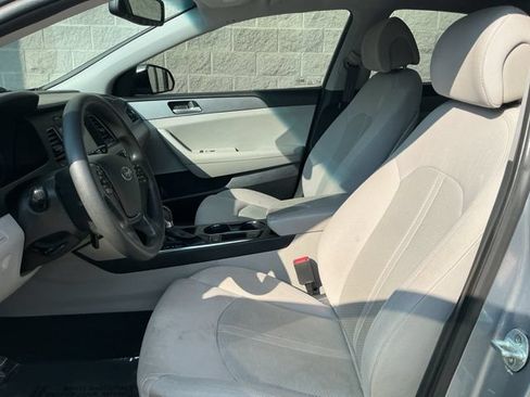 Used 2016 Hyundai Sonata SE FWD image 13