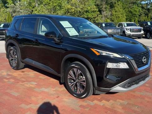 Used 2023 Nissan Rogue SV FWD image 5