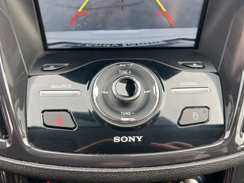 Used 2015 Ford Escape Titanium w/ Equipment Group 301A image 22