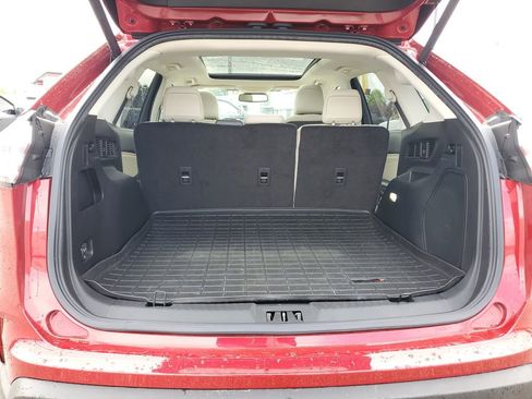 Used 2023 Ford Edge Titanium w/ Class II Trailer Tow Package AWD/4WD image 8