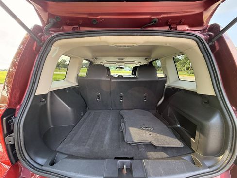 Used 2015 Jeep Patriot High Altitude AWD/4WD image 23